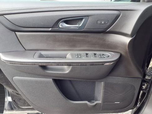 Certified 2017 GMC Acadia Limited SLT image 14