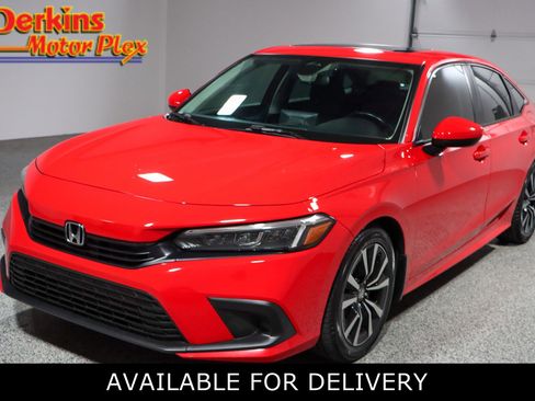 Used 2024 Honda Civic EX image 1