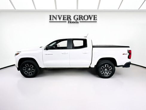 Used 2023 Chevrolet Colorado Z71 w/ Z71 Convenience Package 2 AWD/4WD image 8