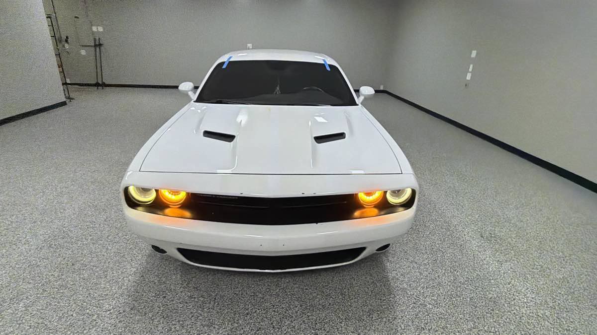 Used 2017 Dodge Challenger R/T RWD image 8