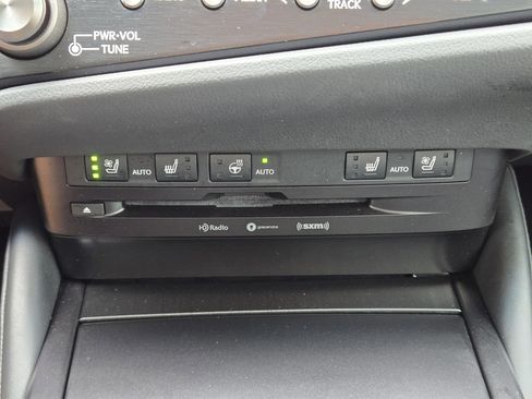 Certified 2022 Lexus ES 350 w/ Premium Package FWD image 17