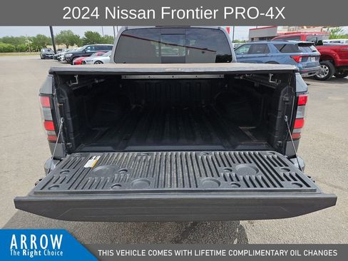 Used 2024 Nissan Frontier PRO-4X w/ Pro Premium Package AWD/4WD image 18