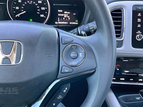 Used 2020 Honda HR-V EX image 11
