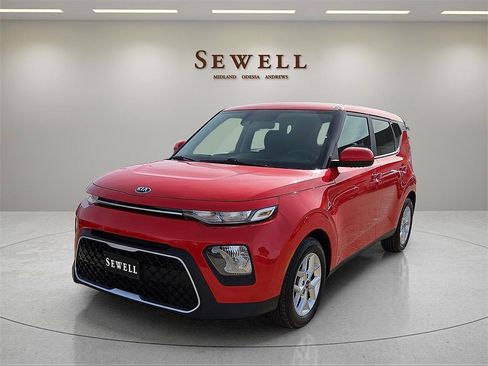 Used 2021 Kia Soul S image 1