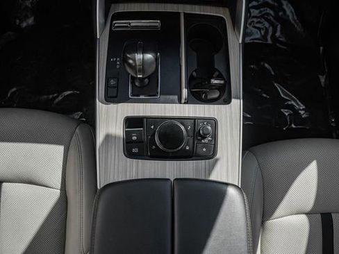 Used 2024 MAZDA CX-90 3.3 Turbo w/ Preferred Package image 25