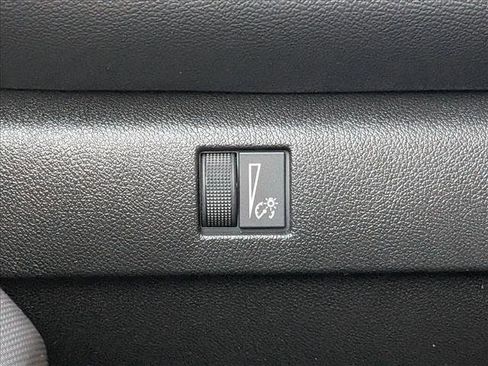 New 2026 Chevrolet Colorado LT image 12