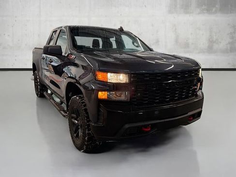 Used 2020 Chevrolet Silverado 1500 Custom Trail Boss w/ Custom Convenience Package image 3