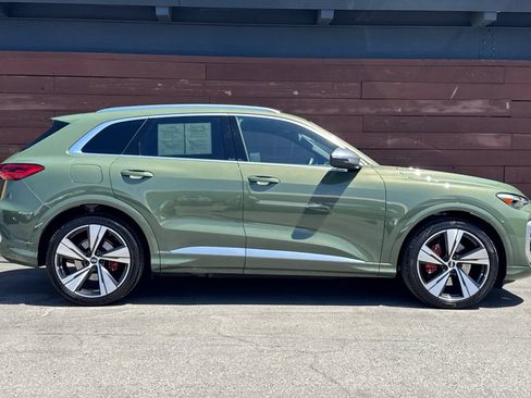 Used 2025 Audi SQ5 Premium Plus AWD/4WD image 8