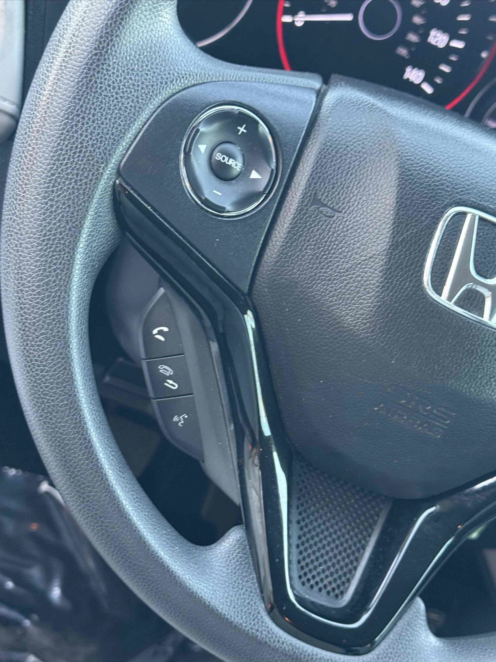Used 2020 Honda HR-V LX image 30