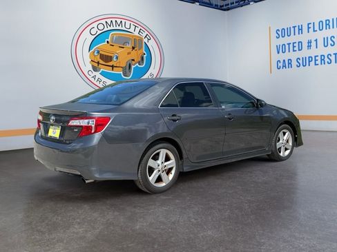 Used 2012 Toyota Camry SE image 6