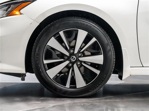 Used 2020 Nissan Altima 2.5 SL image 11