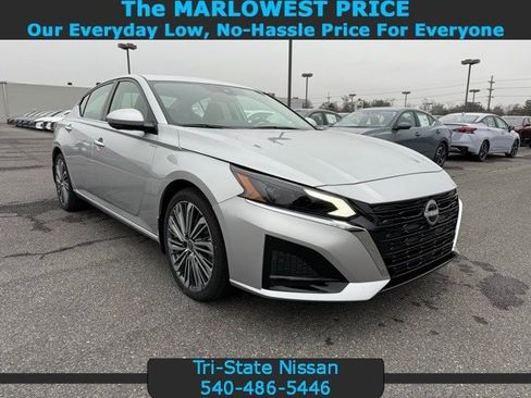 New 2025 Nissan Altima 2.5 SL image 1