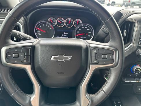 Certified 2022 Chevrolet Silverado 1500 RST AWD/4WD image 16
