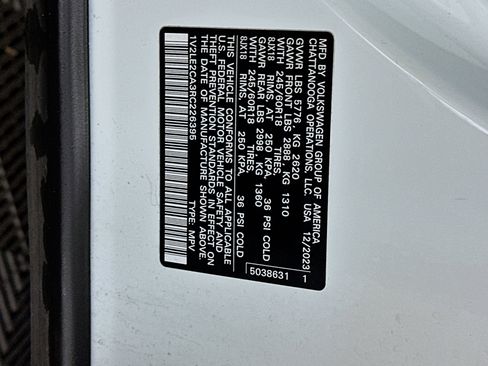 Used 2024 Volkswagen Atlas Cross Sport SE image 12