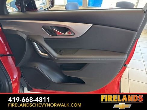 New 2025 Chevrolet Blazer LT w/ Convenience Package image 45