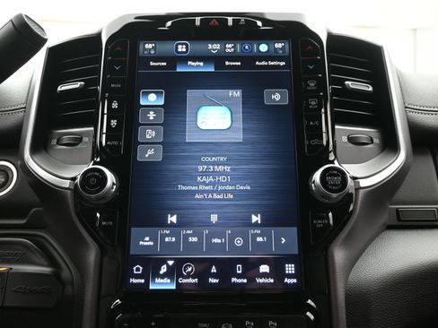 Used 2023 RAM 2500 Laramie w/ Night Edition AWD/4WD image 34