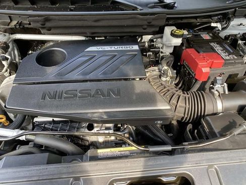 Used 2024 Nissan Rogue SV w/ SV Premium Package FWD image 34