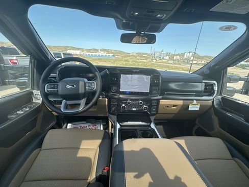 New 2025 Ford F350 Lariat w/ Lariat Ultimate Package image 19