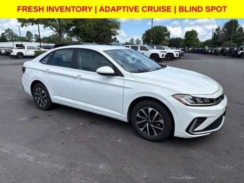 Used 2025 Volkswagen Jetta S FWD image 1
