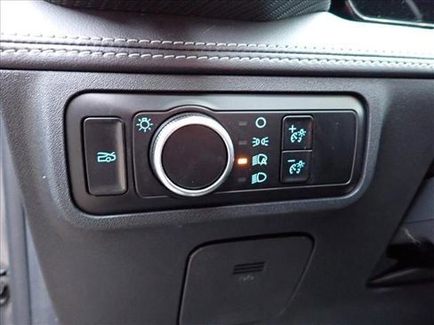 Used 2024 Ford Mustang Premium image 14