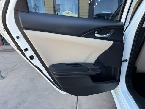 Used 2016 Honda Civic EX image 21