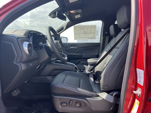 New 2026 Chevrolet Colorado LT w/ LT Convenience Package image 7