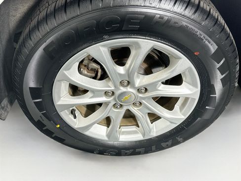 Used 2019 Chevrolet Equinox LS FWD image 11