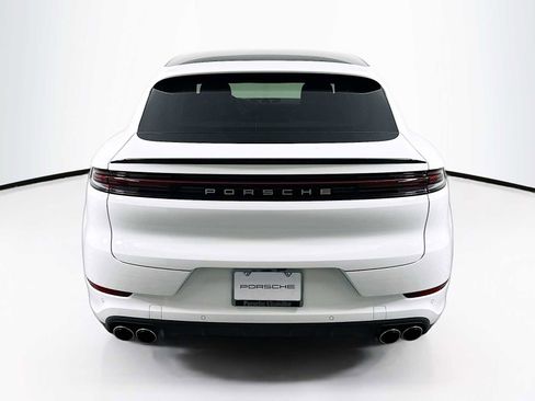 New 2026 Porsche Cayenne Coupe image 10