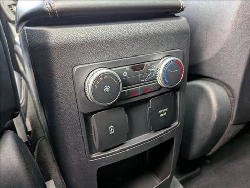 Used 2020 Ford Explorer Limited RWD image 19