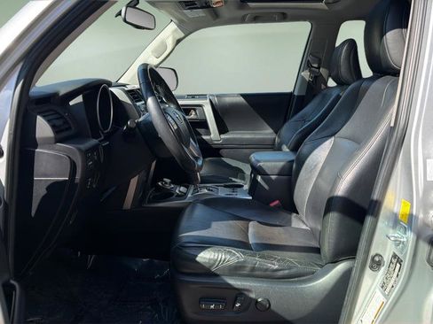 Used 2010 Toyota 4Runner Limited image 11