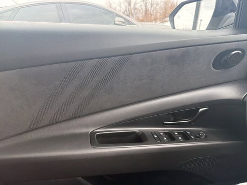 Used 2025 Hyundai Elantra N image 14