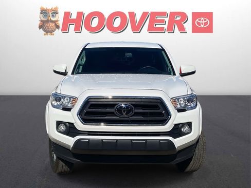 Used 2023 Toyota Tacoma SR5 w/ Technology Package image 7