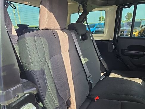 Used 2021 Jeep Wrangler Unlimited Sport AWD/4WD image 75