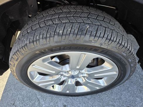 Used 2016 Ford F150 Limited w/ Trailer Tow Package image 9