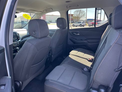 Used 2020 Chevrolet Traverse LS image 9