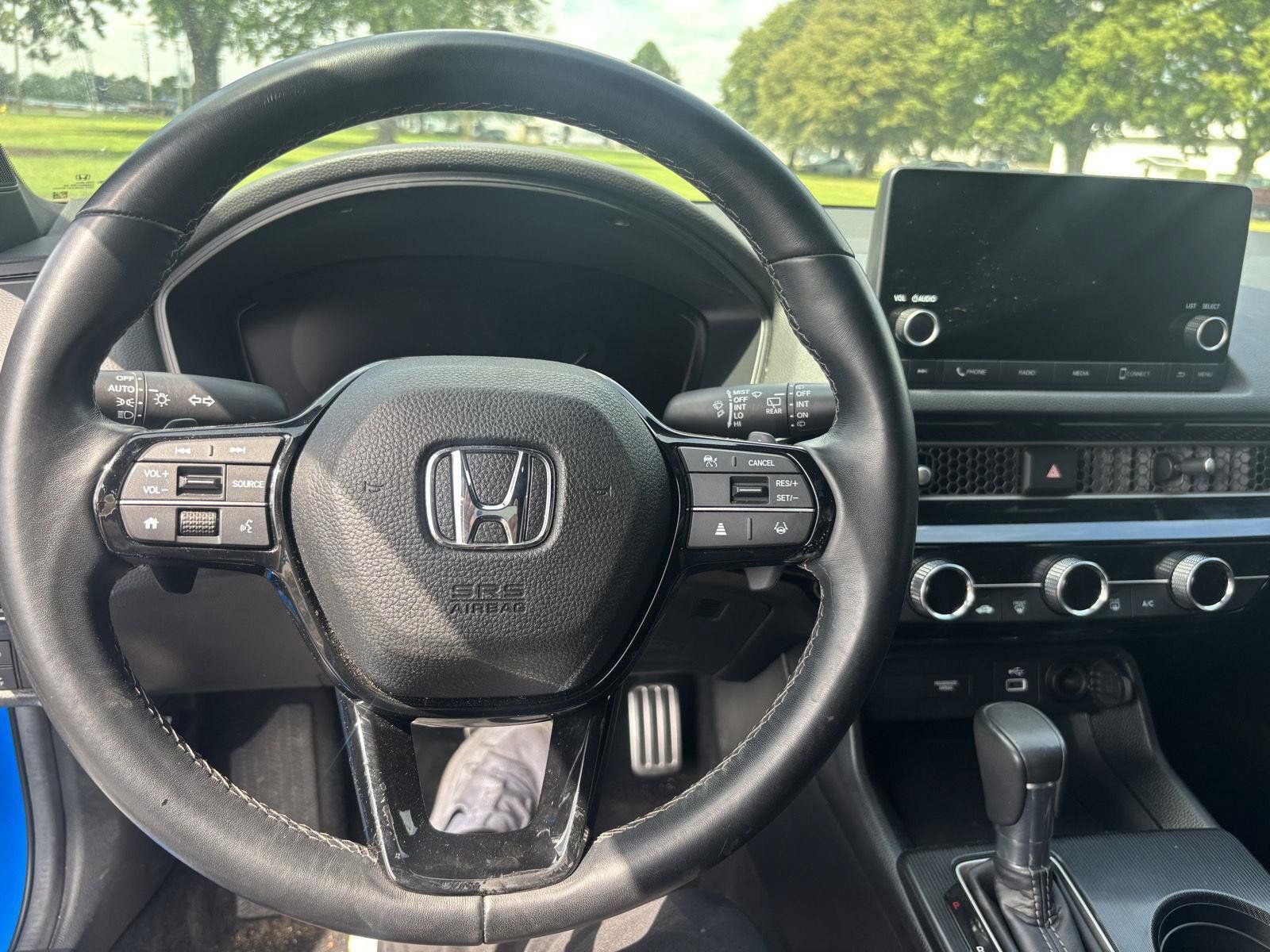Used 2024 Honda Civic Sport image 3