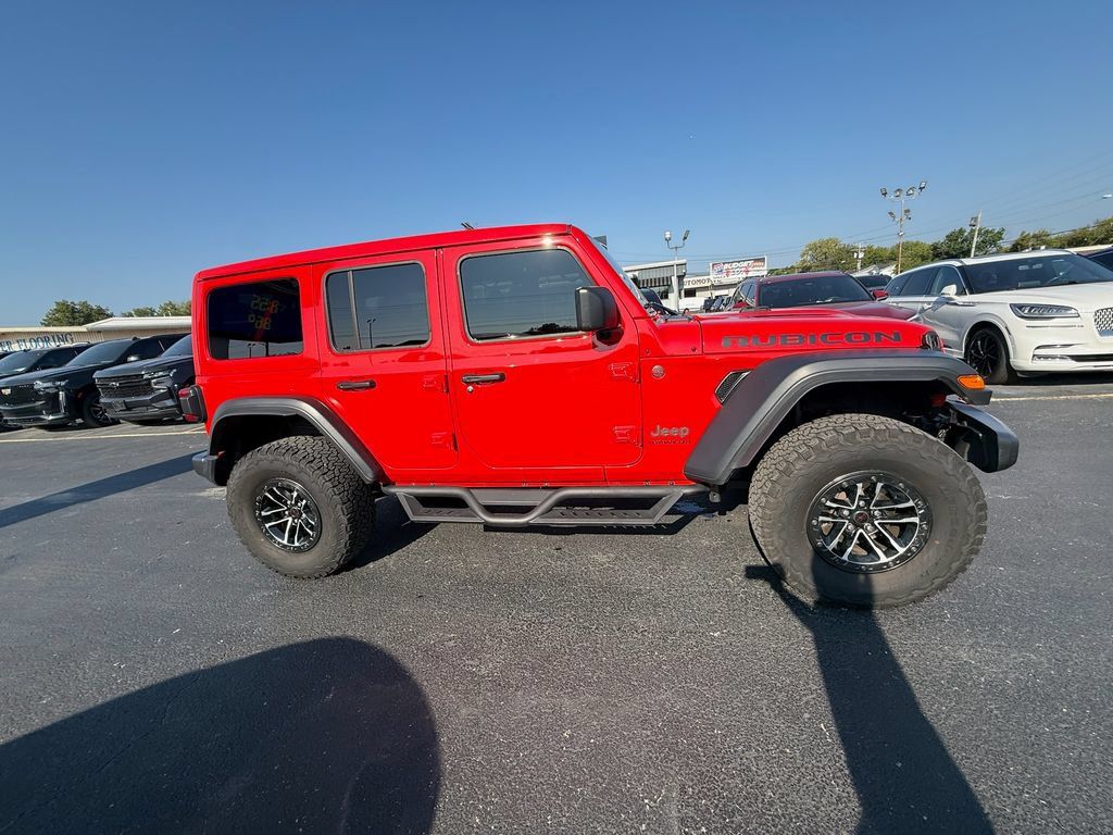 Used 2025 Jeep Wrangler Unlimited Rubicon w/ XTREMEE 35" Tire Package AWD/4WD image 2