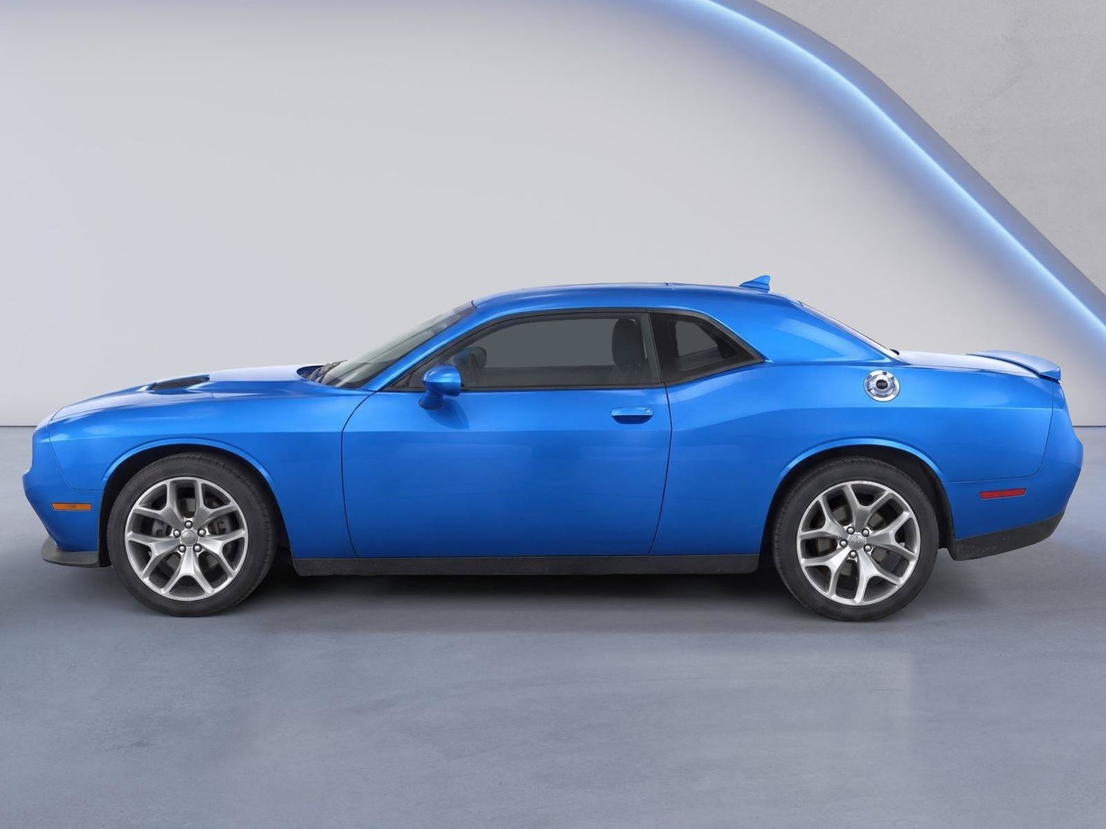 Used 2015 Dodge Challenger SXT Plus RWD image 7