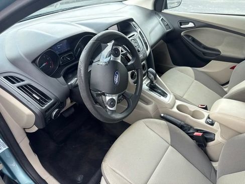 Used 2012 Ford Focus SE FWD image 21