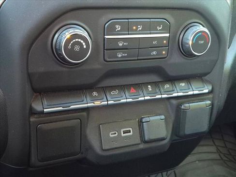 Used 2021 Chevrolet Silverado 1500 Custom RWD image 10