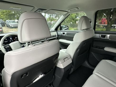 Used 2026 Hyundai Santa Fe SEL FWD image 14