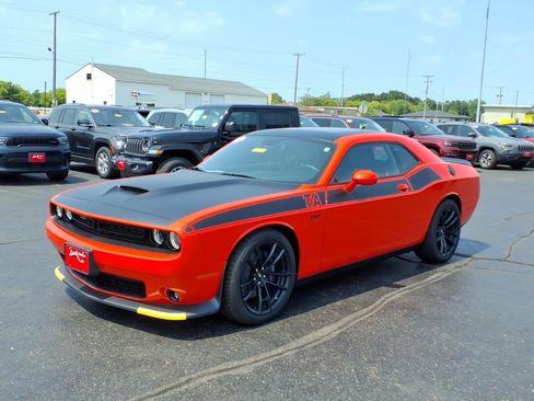 Used 2023 Dodge Challenger R/T Scat Pack w/ T/A Package RWD image 8