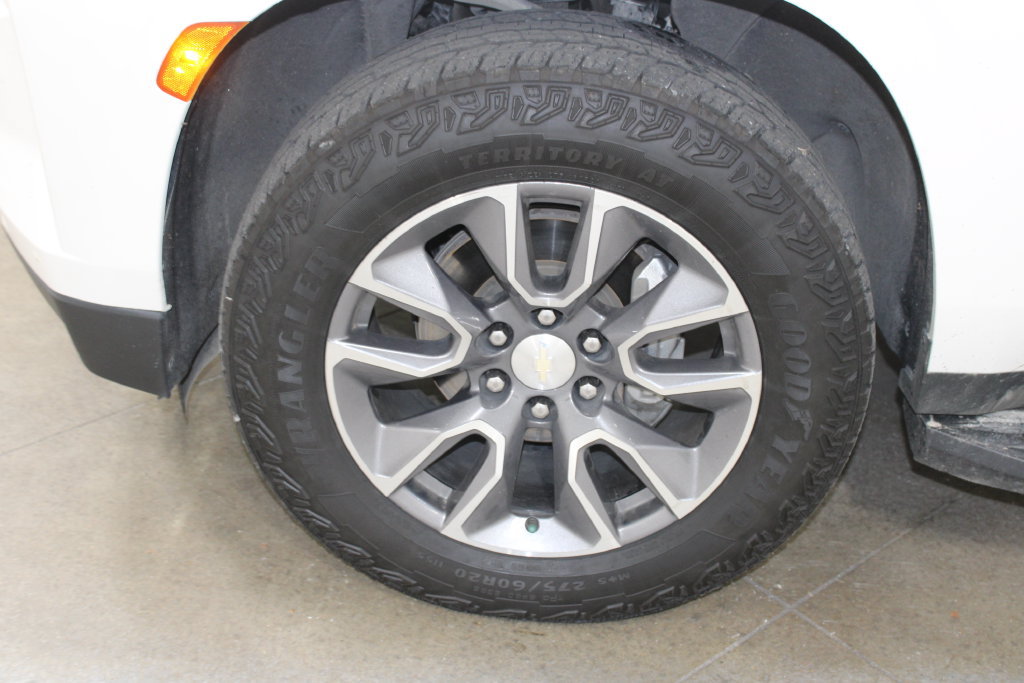 Used 2022 Chevrolet Tahoe LT w/ LT Signature Plus Package AWD/4WD image 33
