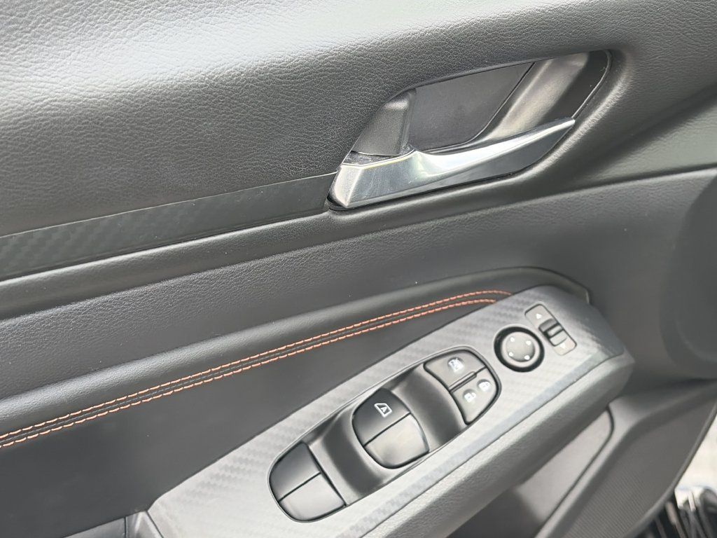 Used 2020 Nissan Altima 2.5 SR FWD image 15