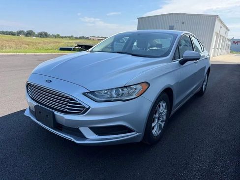 Used 2017 Ford Fusion S FWD image 4