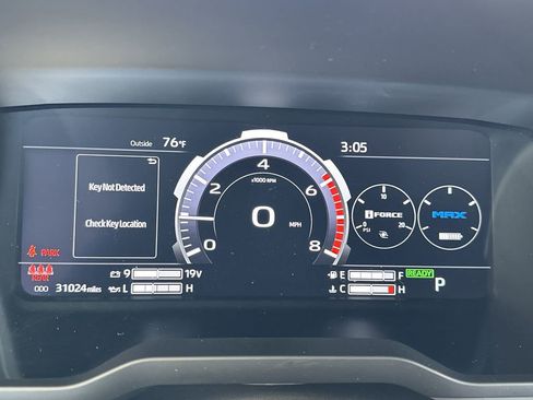 Used 2024 Toyota Tundra Limited w/ TRD Off-Road Package image 38