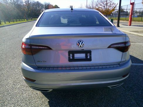 Used 2019 Volkswagen Jetta R-Line image 23