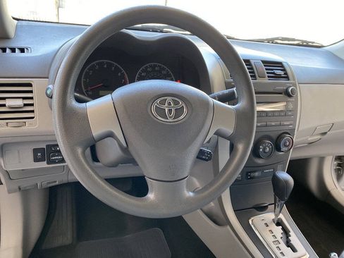 Used 2010 Toyota Corolla XLE FWD image 25