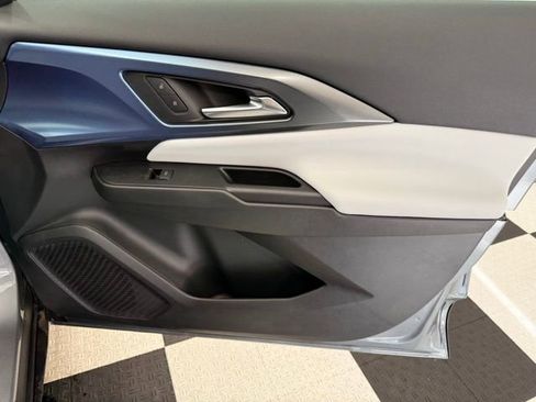 New 2026 Chevrolet Equinox EV LT image 22