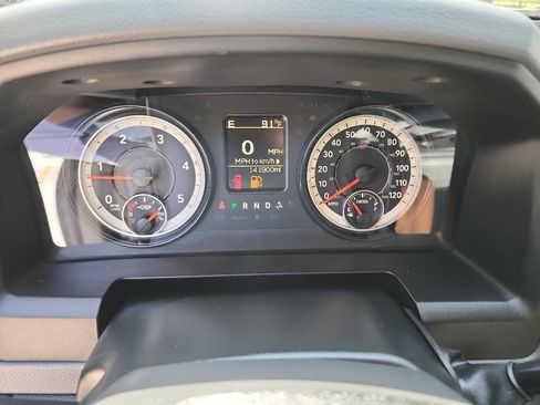 Used 2017 RAM 2500 Tradesman w/ Chrome Appearance Group AWD/4WD image 21
